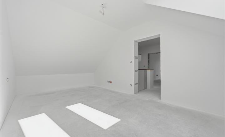 HOMreal.sk |  5 izbová novostavba s garážou v Ružindole pri Trnave – komfortné bývanie v pokojnej lokalite - fotografia 8