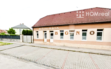 HOMreal.sk | Na predaj: zrekonštruovaná budova obchodu a služieb s 2-izbovým domom – ideálne spojenie podnikania a bývania