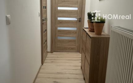 HOMreal.sk | Na predaj: zrekonštruovaná budova obchodu a služieb s 2-izbovým domom – ideálne spojenie podnikania a bývania