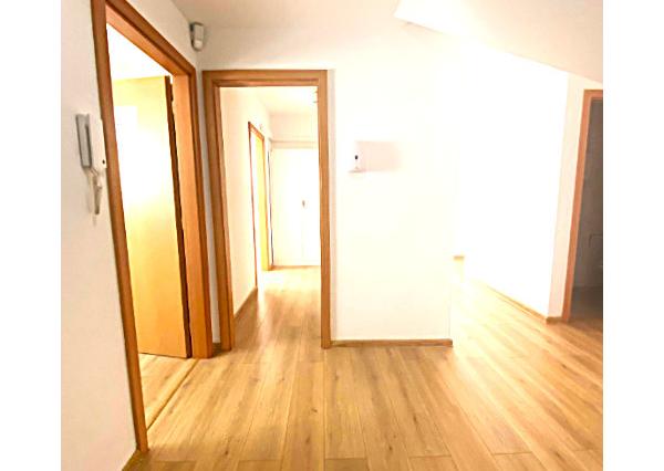 HOMreal. sk / Kancelárske priestory na prenájom v centre Trnavy s parkovaním.