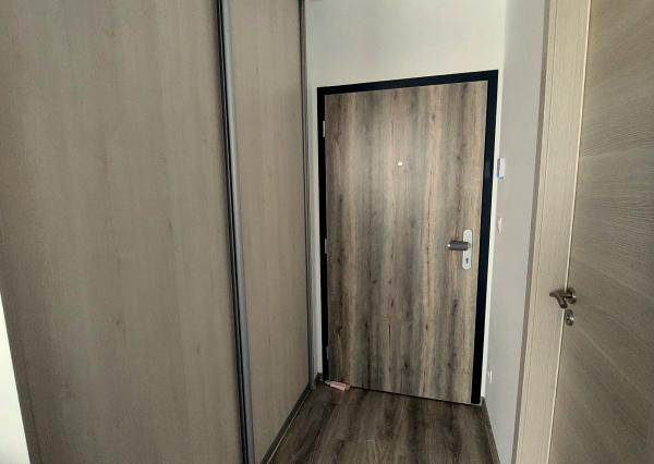 HOMreal.sk |  na prenájom moderný 2-izbový byt v bytovom dome Arboria na Novomestskej ulici.